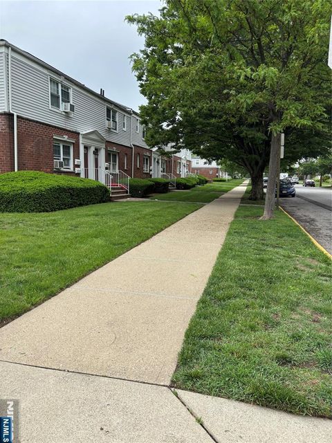 35 Hastings Rutherford NJ 07070