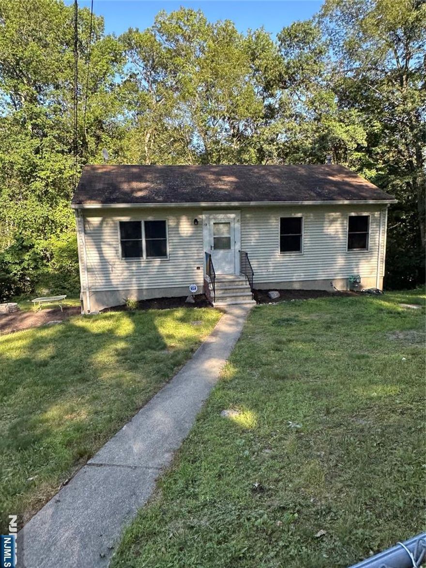 Great raised ranch in private settings. The rooms in this home are spacious, both bedrooms can fit a queen size bed. The kitchen has a new oven/range and the hardwood floors through out the house have recently been polished. The basement is the full footprint of the house and is great for storage. There is laundry hook ups as well. Pets are conditional and need the Landlord's approval. Tenant pays all utilities. More pictures to follow Monday 7/14 floors are being refinished.