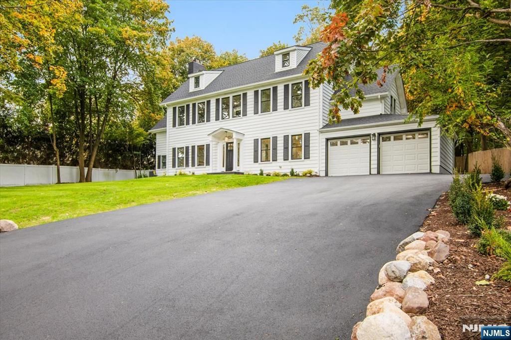 Photo of 3 Brook Way, West Orange, NJ 07052 (MLS # 25039661)