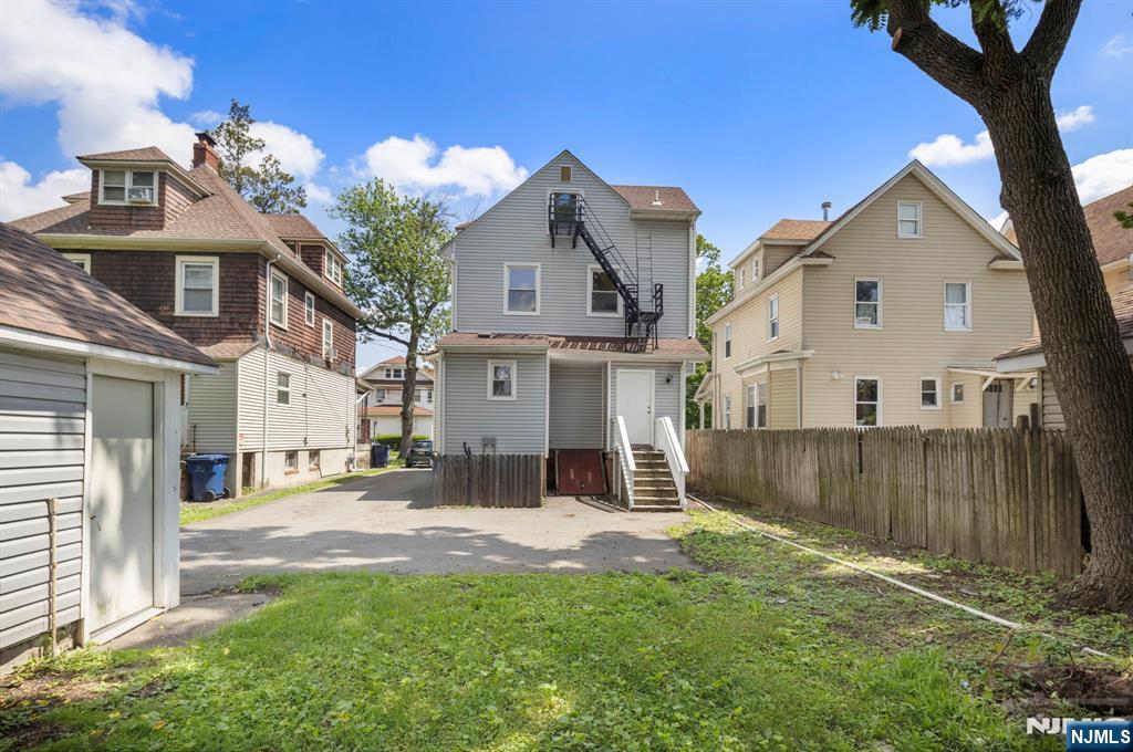 195 Stanley Place