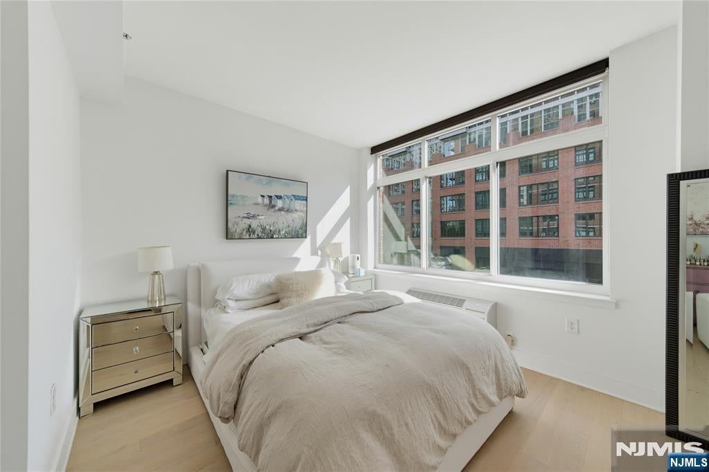 1400 Hudson Street 224