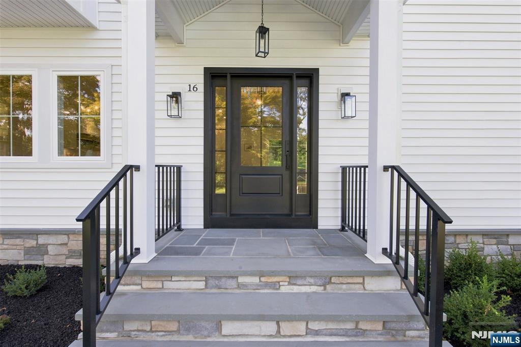 16 Butternut Avenue