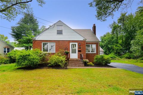 59 E Linden Avenue Dumont NJ 07628