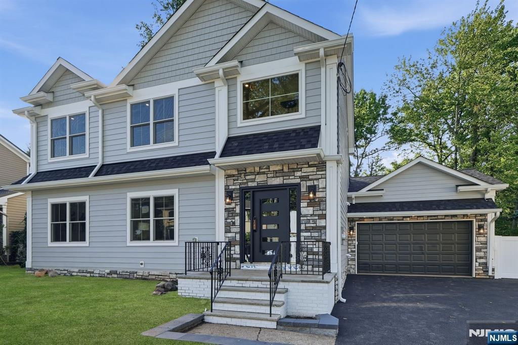17 Blake Drive
