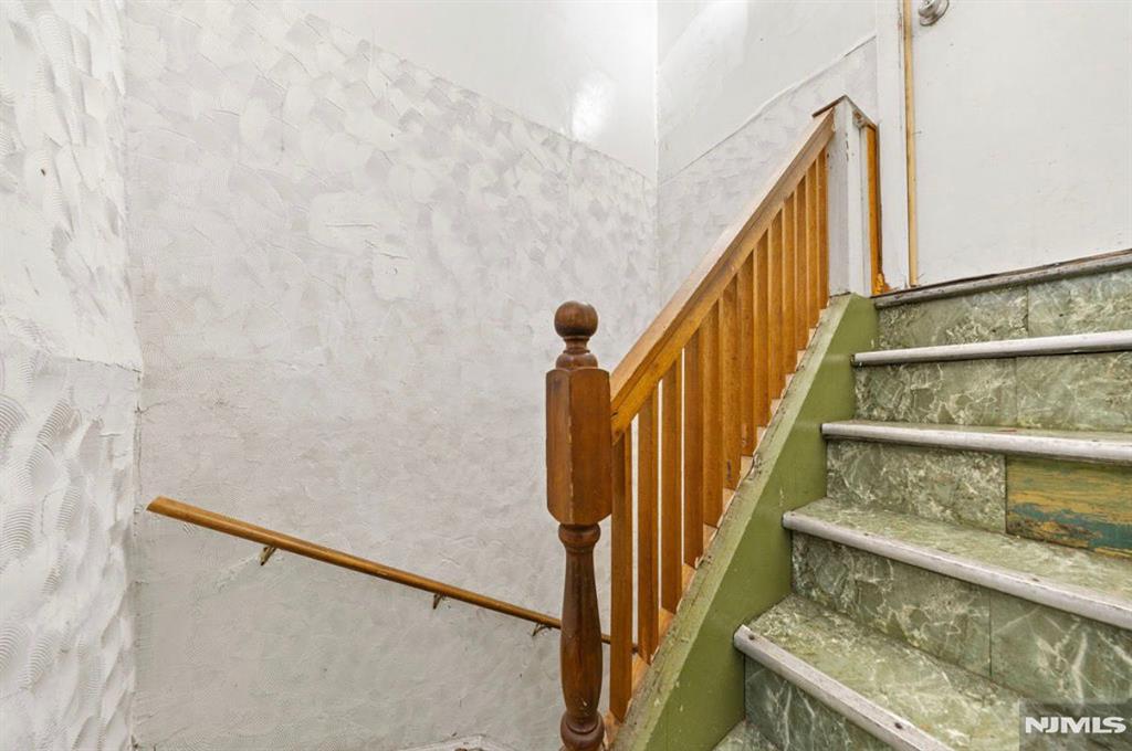 166 Bergen Avenue