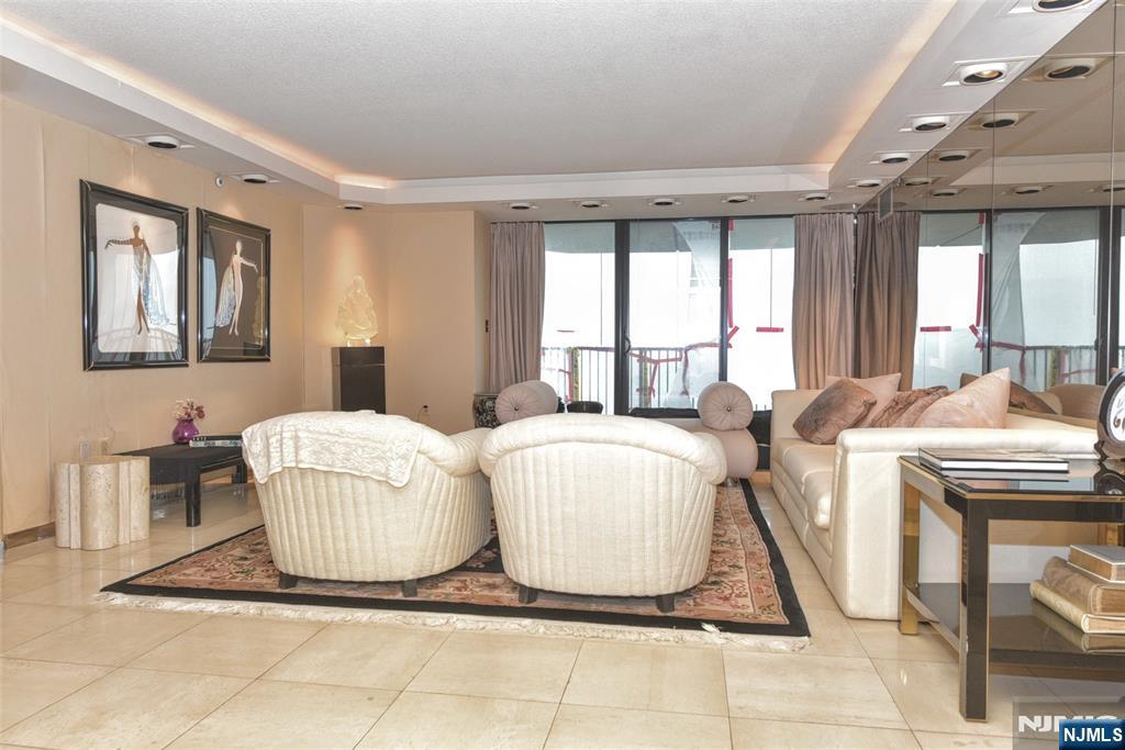 245 Prospect Avenue 18A