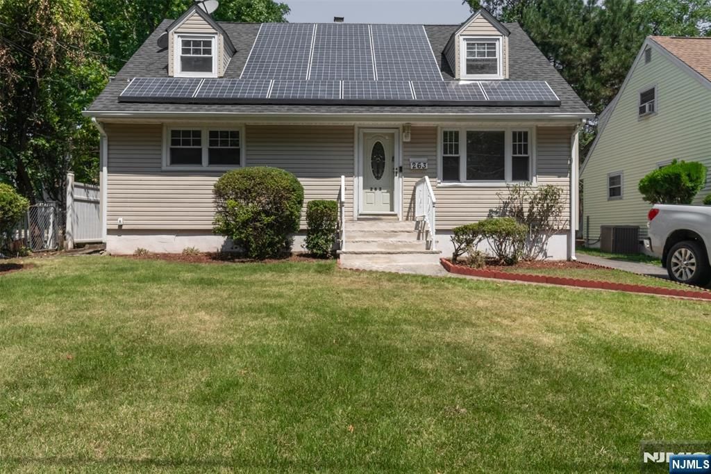 Photo of 263 Genesee Avenue, Englewood, NJ 07631 (MLS # 25029887)