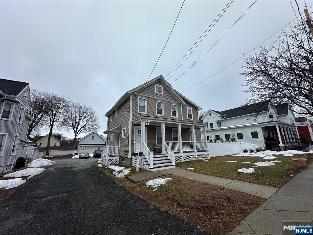 Homes for Sale in Northern NJ | ThisIsRiverEdge.com 310 Kinderkamack Road 1