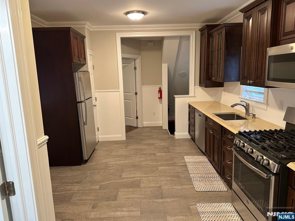 Homes for Sale in Northern NJ | ThisIsRiverEdge.com 310 Kinderkamack Road 1