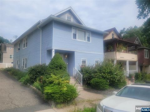 9 Rosedale Avenue Montclair NJ 07042
