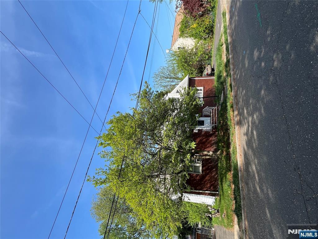 7-23 Forest Street