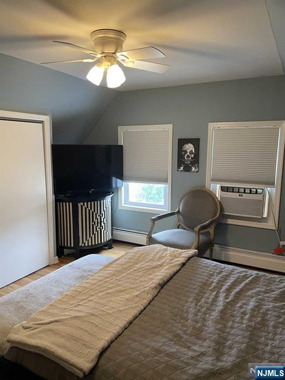 Hackensack, New Jersey 07601, United States, 1 Bedroom Bedrooms, ,1 BathroomBathrooms,Residential,Active,86381