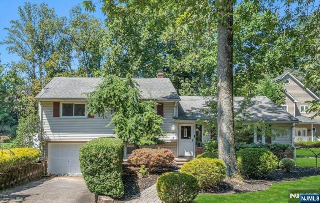 Photo of 82 Little Falls Road, Cedar Grove, NJ 07009 (MLS # 25034312)