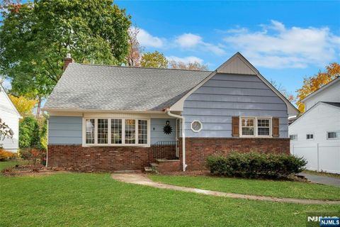 9 Glenfield Road Glen Ridge NJ 07028