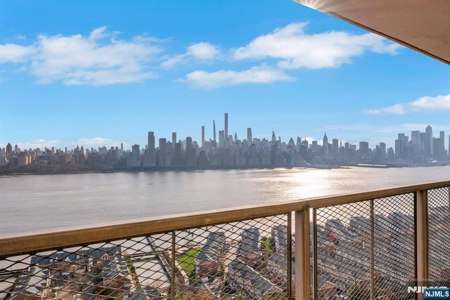 Affordable luxury on the Gold Coast! Beautifully updated apt. with breathtaking views of Hudson River and NYC skyline. The Versailles offers a safe, clean, and quiet sanctury on the famous tree-lined Blvd East. SOLID VALUE: Strong financials and major upgrades already underway/completed. PRIME LOCATION: High-rise living on the cliffside, and easy commute to NYC,near many upscale restaurants, health spas and boutiques, Whole Foods, Trader Joe's, Mitsuwa and so much more! Short distance to parks, lake, tennis, pickleball and basketball courts. BEST PART: Premium Lifestyle for "minimum dollars" Come see the views and the value for yourself. Coop monthly fee covering: RE taxes, U/L mtg, Gas, Electricity, Heat, Water, Air Conditioning, Swimming Pool.