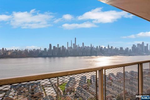Photo of 6600 Boulevard East #16B, West New York, NJ 07093 (MLS # 26003461)