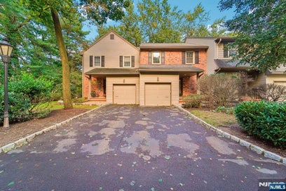 11 Allison Court Allendale NJ 07401