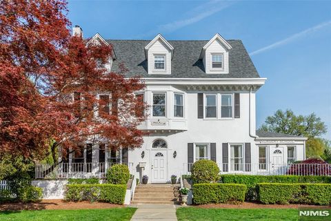 433 Park Street Montclair NJ 07043