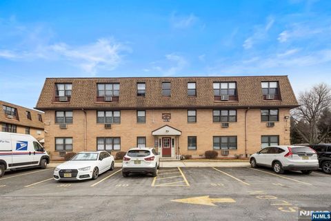 36 Northend Drive Secaucus NJ 07094