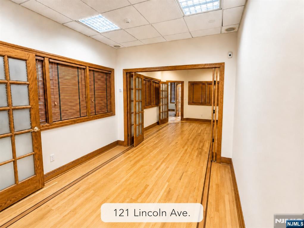 123 Lincoln Avenue