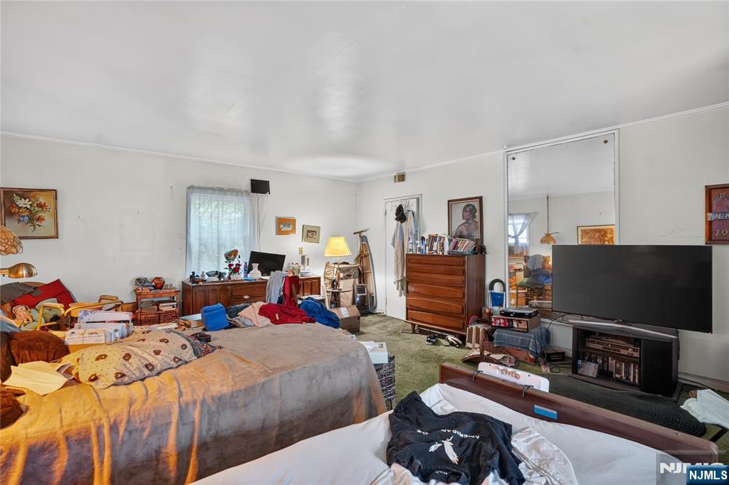 821-823 10th Street