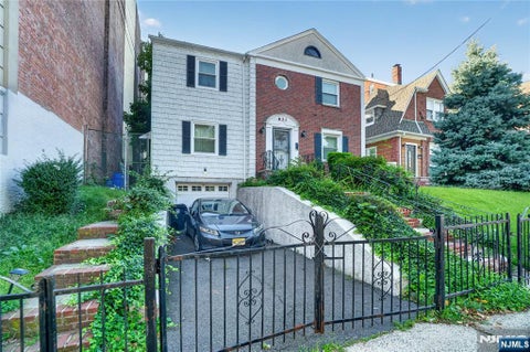 Photo of 821823 10th Street, Newark, NJ 07108 (MLS # 26035468)