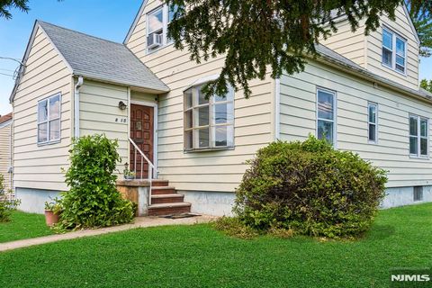 Photo of 815 Berdan Avenue, Fair Lawn, NJ 07410 (MLS # 26024702)