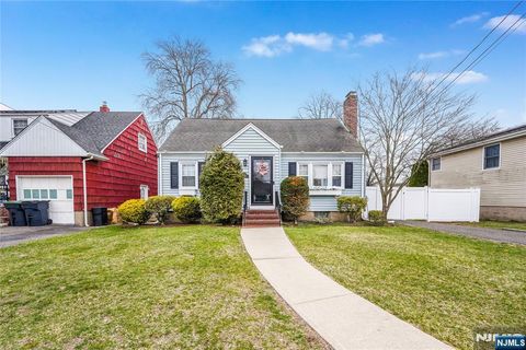 183 Ames Avenue Bergenfield NJ 07621