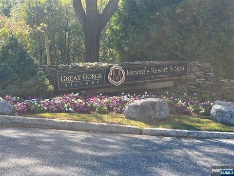 1 Gray Rock 11 Vernon NJ 07462