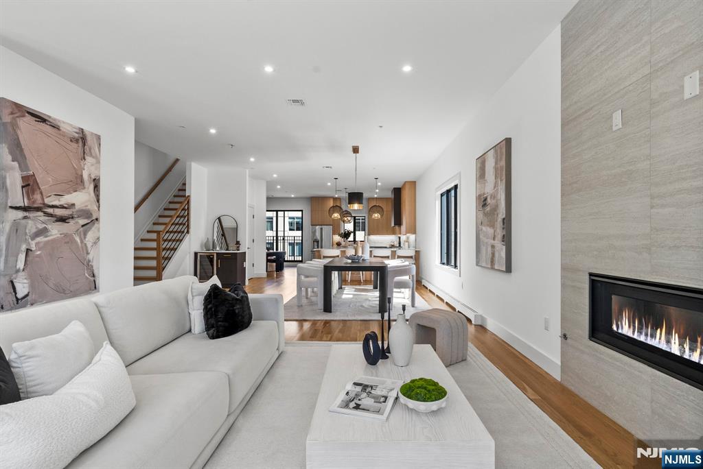 2158 Jones Road