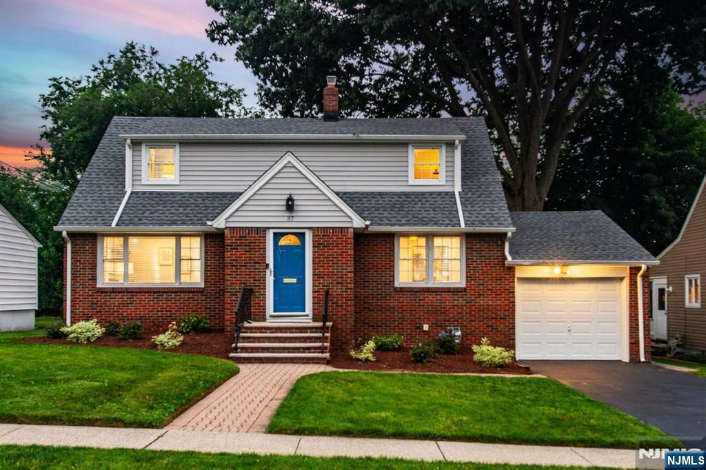 37 Evans Road