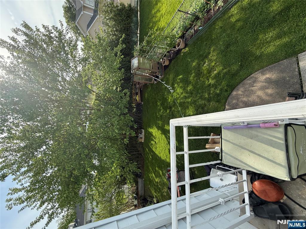 33 E Joseph Street
