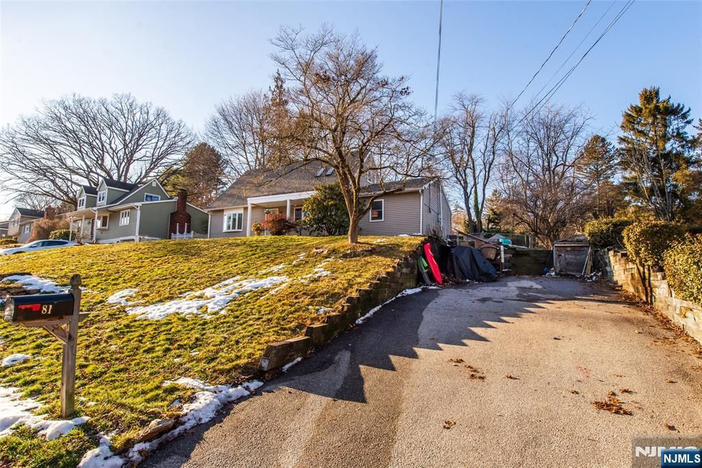 Photo of 81 Bergen Drive, West Milford, NJ 07480 (MLS # 26001010)