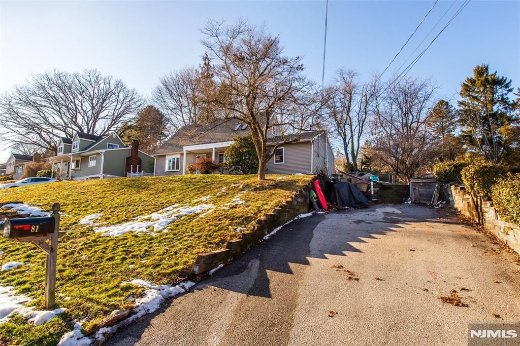 Photo of 81 Bergen Drive, West Milford, NJ 07480 (MLS # 26001010)