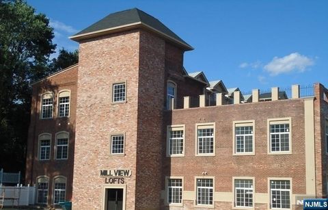 Photo of 55 Westervelt Ave, Hawthorne, NJ 07506 (MLS # 26003061)