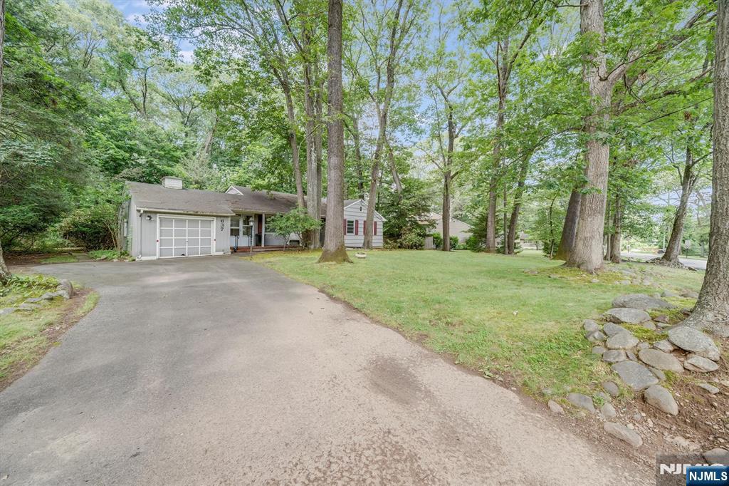 637 Lawlins Road