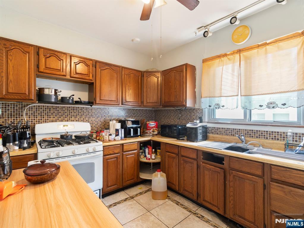 98 Ashland Avenue