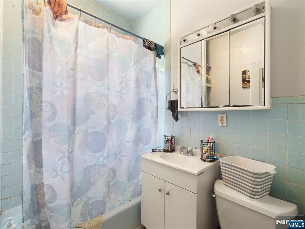 98 Ashland Avenue