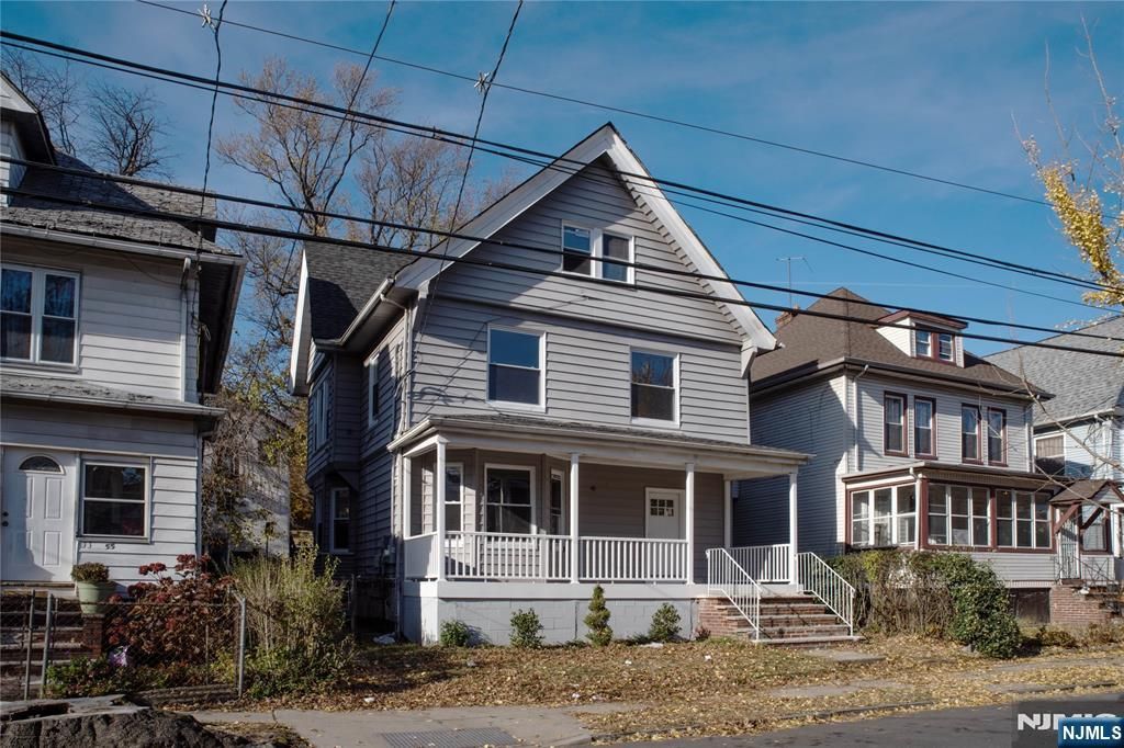 Photo of 5153 West End Ave, Newark, NJ 07106 (MLS # 25041361)