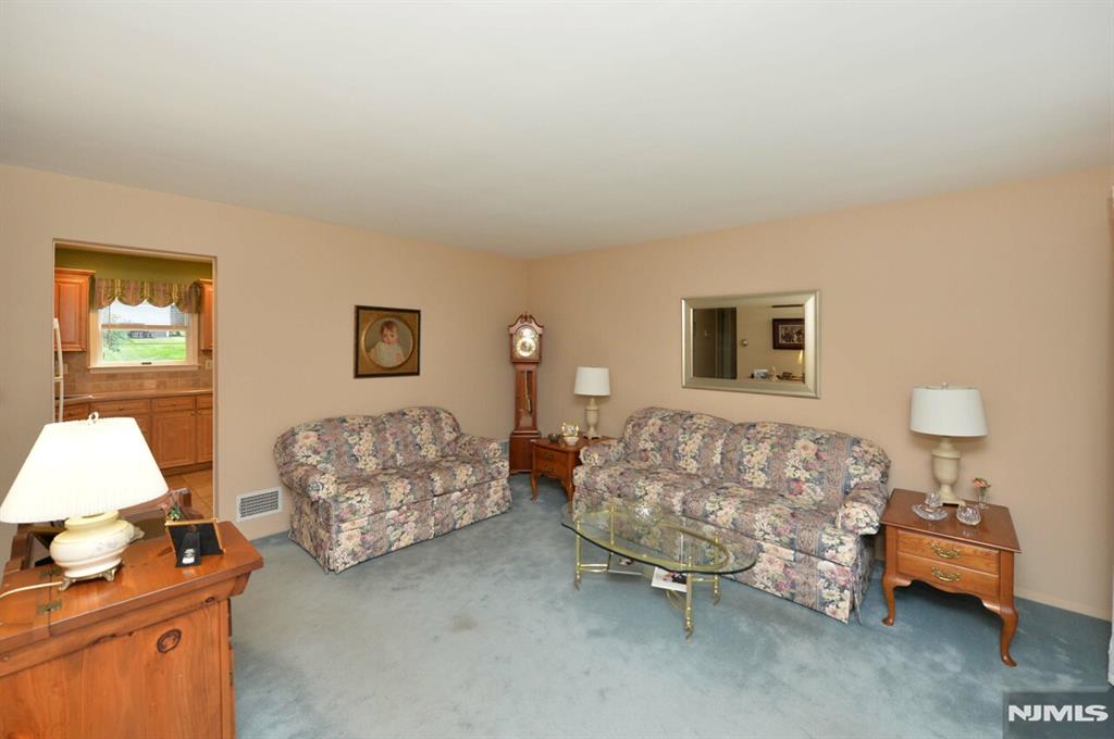21 Wareham Road