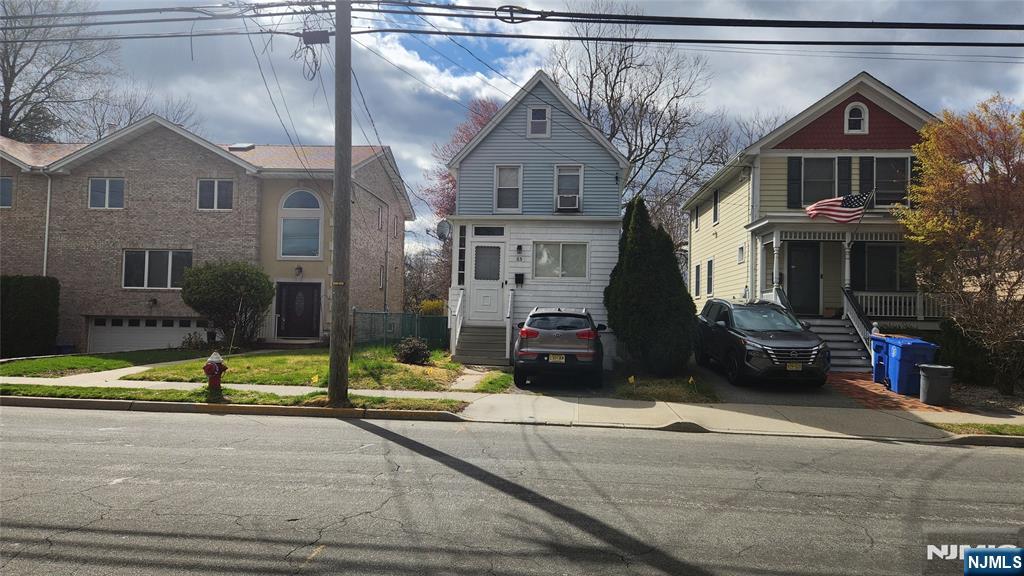 Property for Sale at 65 Grove Street, Tenafly, New Jersey - Bedrooms: 2 
Bathrooms: 2 
Rooms: 5  - $499,000