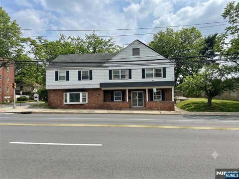 Photo of 961 Teaneck Road, Teaneck, NJ 07666 (MLS # 26022213)