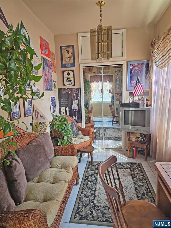 607 Lake Avenue