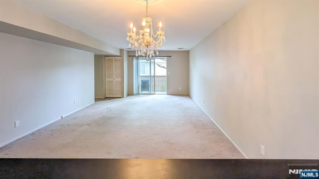 19 Plauderville Avenue 208