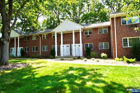 111 Washington Drive Ramsey NJ 07446