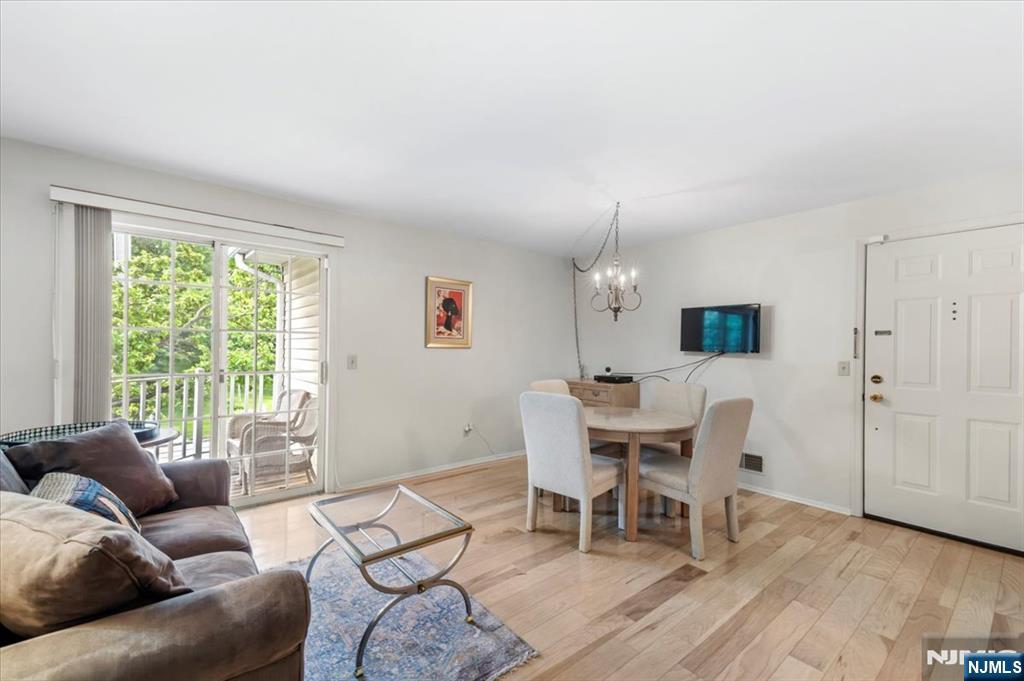 1048 Ash Drive