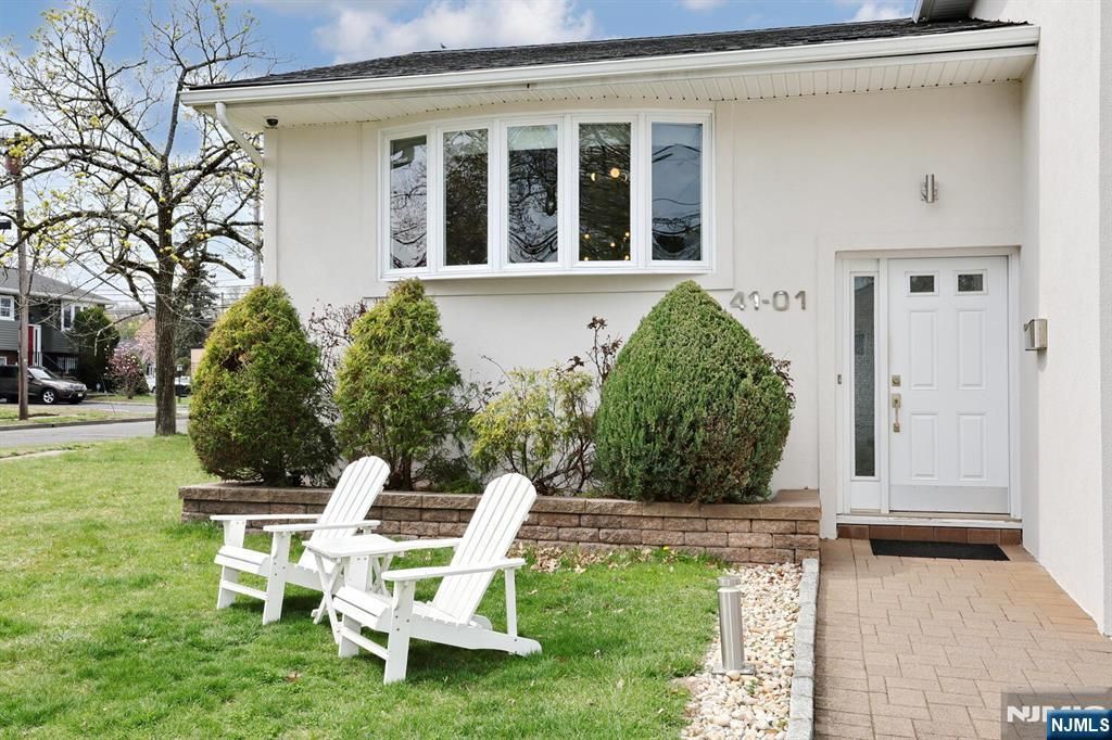 Photo of 4101 Geiger Place, Fair Lawn, NJ 07410 (MLS # 26012249)