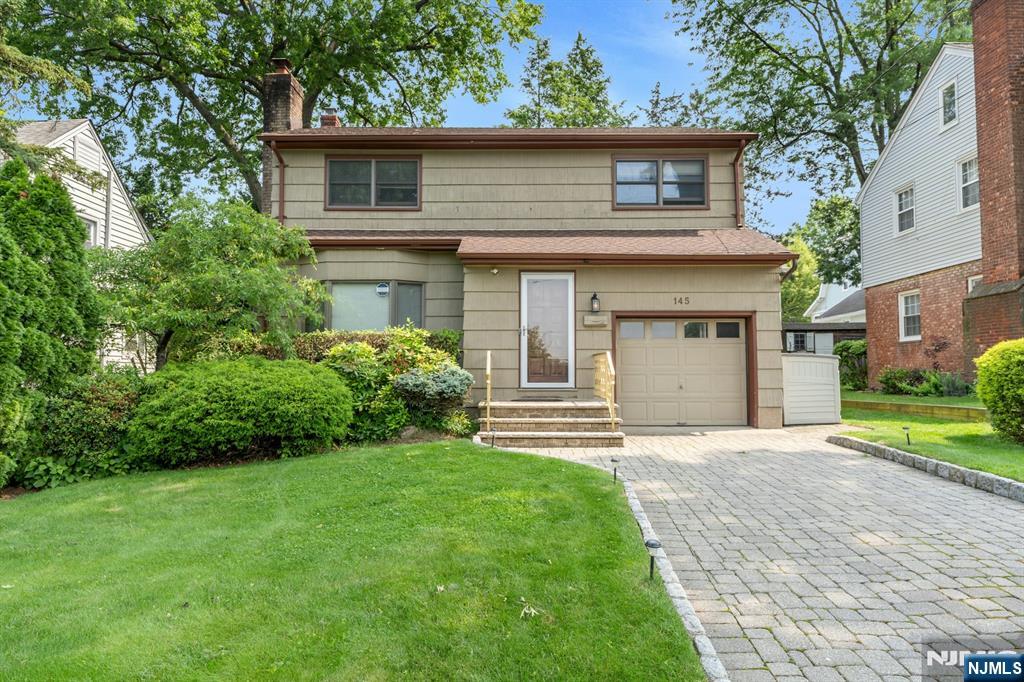 Rental Property at 145 Moore Ave, Leonia, New Jersey - Bedrooms: 3 
Bathrooms: 3 
Rooms: 5  - $5,000 MO.