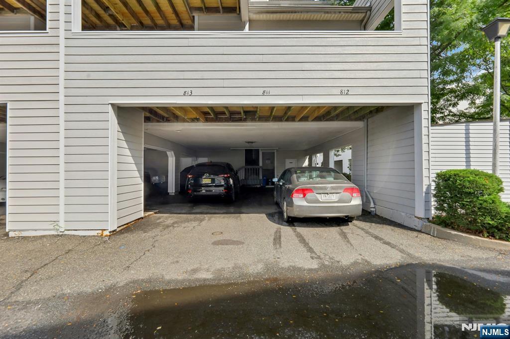 812 Topsail Lane