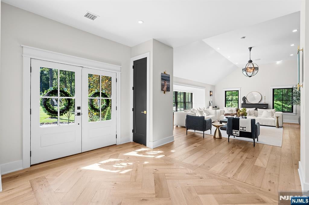 456 Laurel Lane Terrace